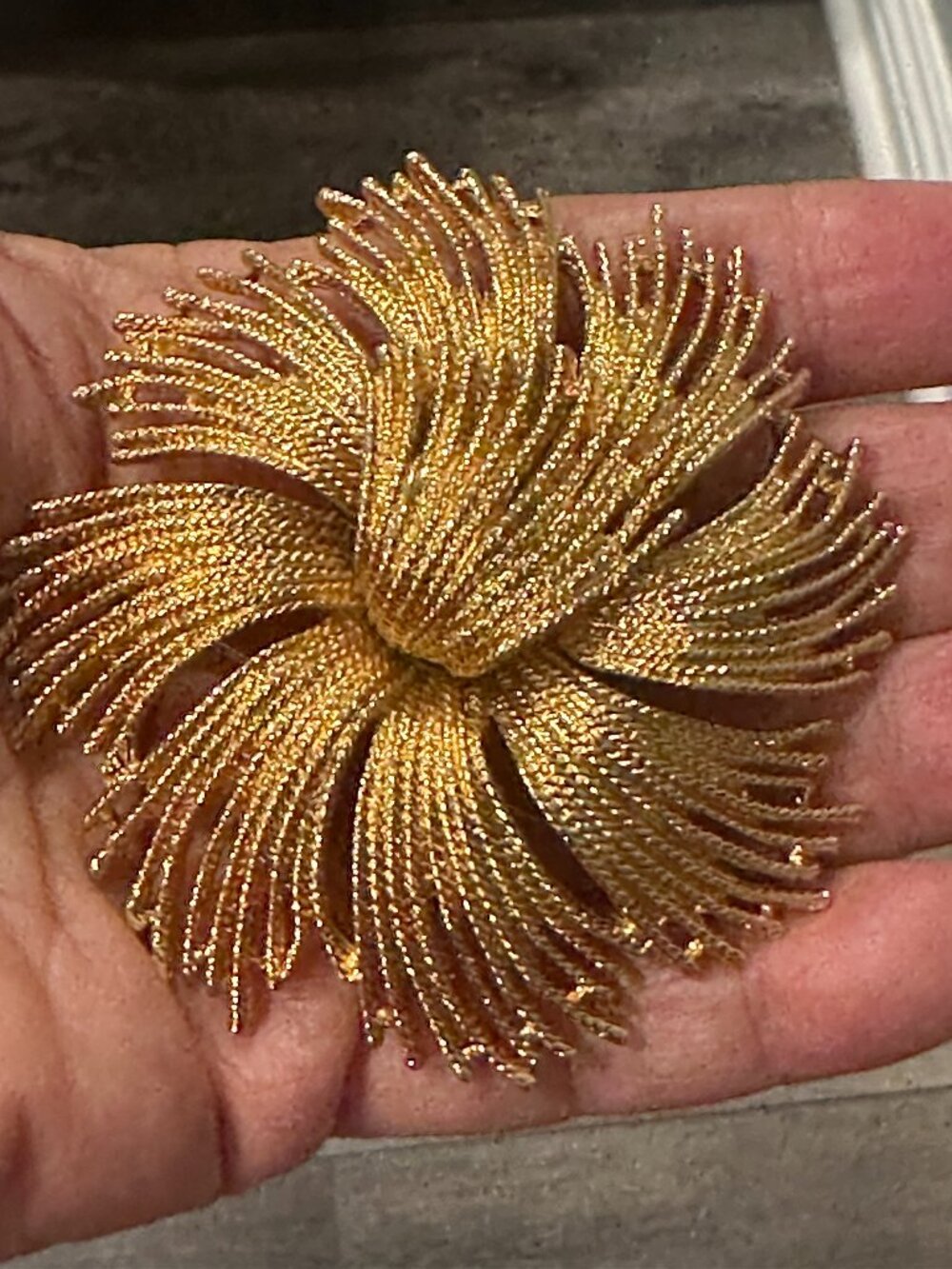 Vintage Monet Gold Tone Pinwheel Flower Brooch Signed Statement Pin